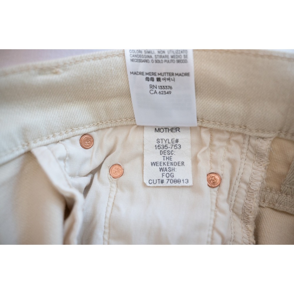 Mother The Weekender Fray Jeans Womens 26 Cream New Flare Raw Hem Play Date - Picture 9 of 9